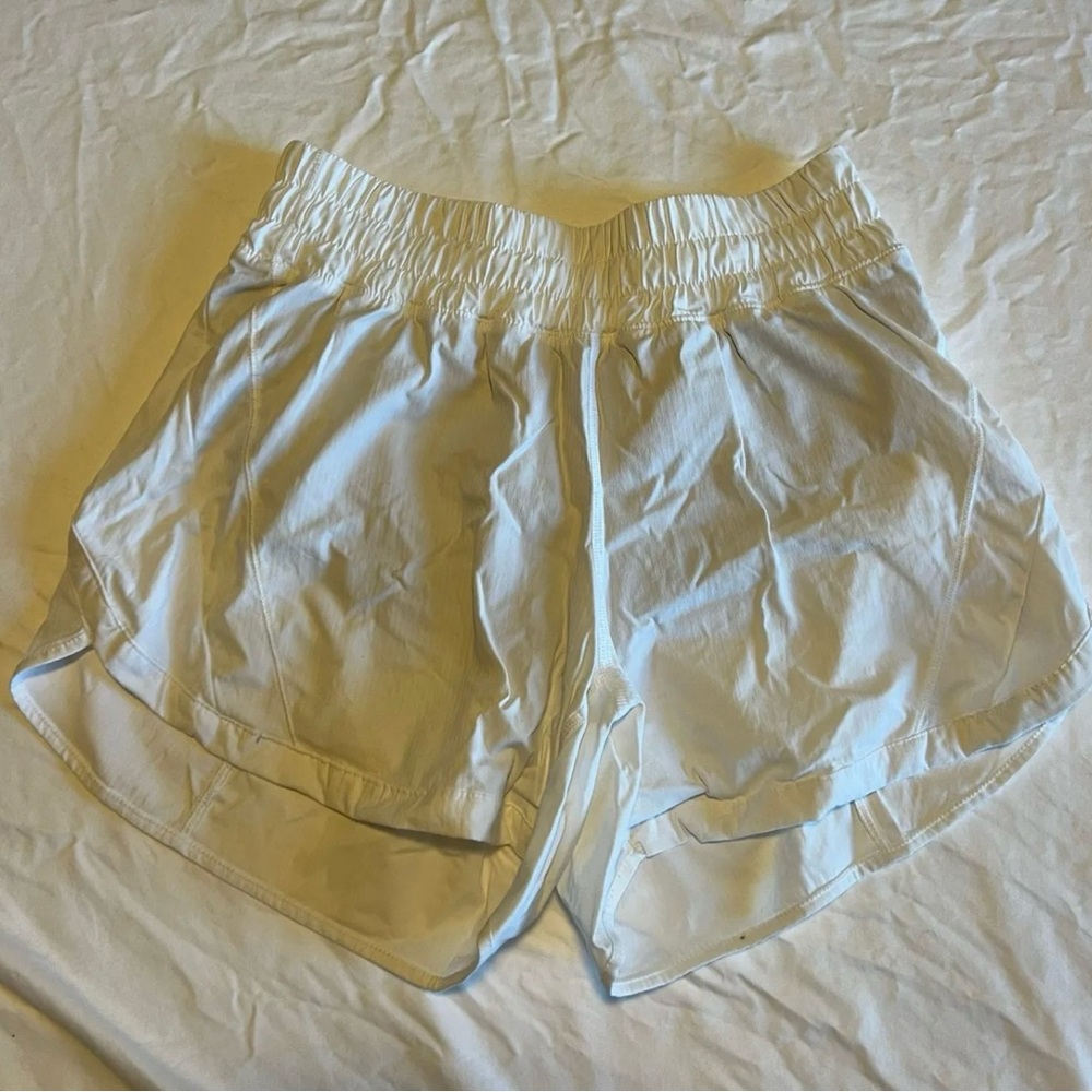 Lululemon Track That Mid-Rise Lined Short 5”